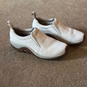 Beige Merrell Slip-On Canvas Shoes Unisex sizing.